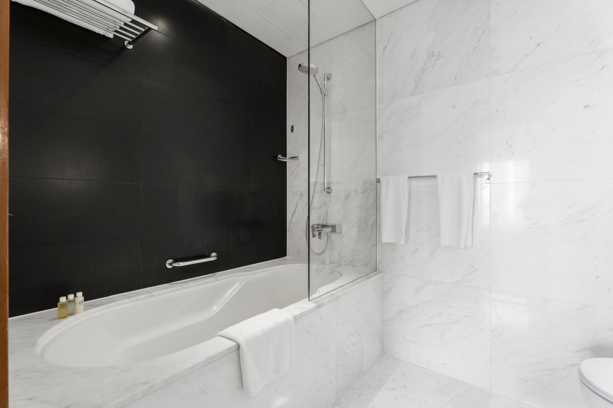 Velora Address Mall Residences Apartment *