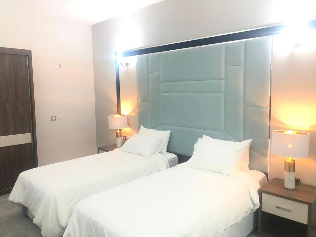 Alazmi 3* Dubai