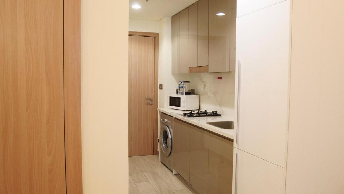Spacious In Meydan Apartment