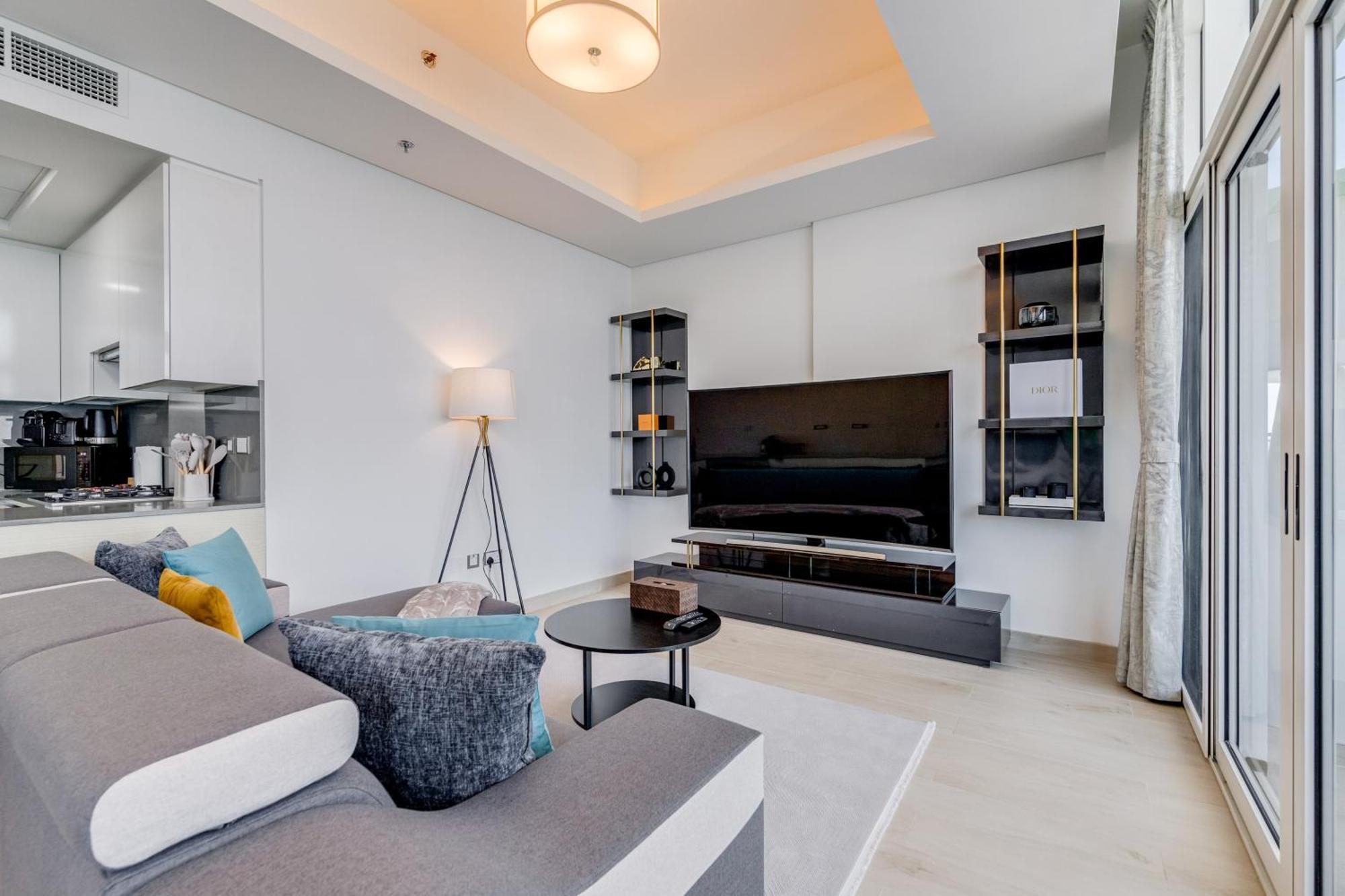Apartamento Luxury Azizi Mina Beachfront