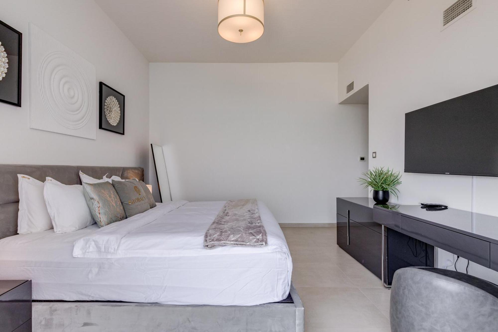 Apartamento Luxury Azizi Mina Beachfront *