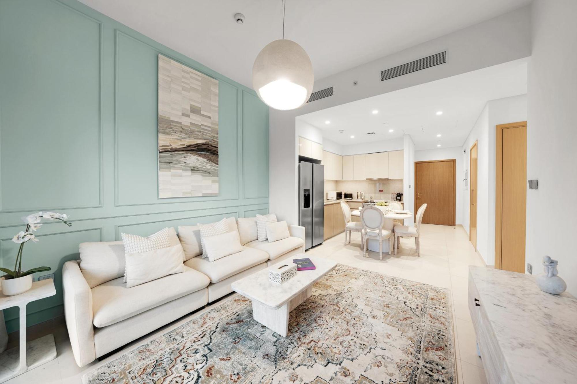 Apartment Burj Royale Lux 2-bedroom With The Burj Khalifa View Dubai