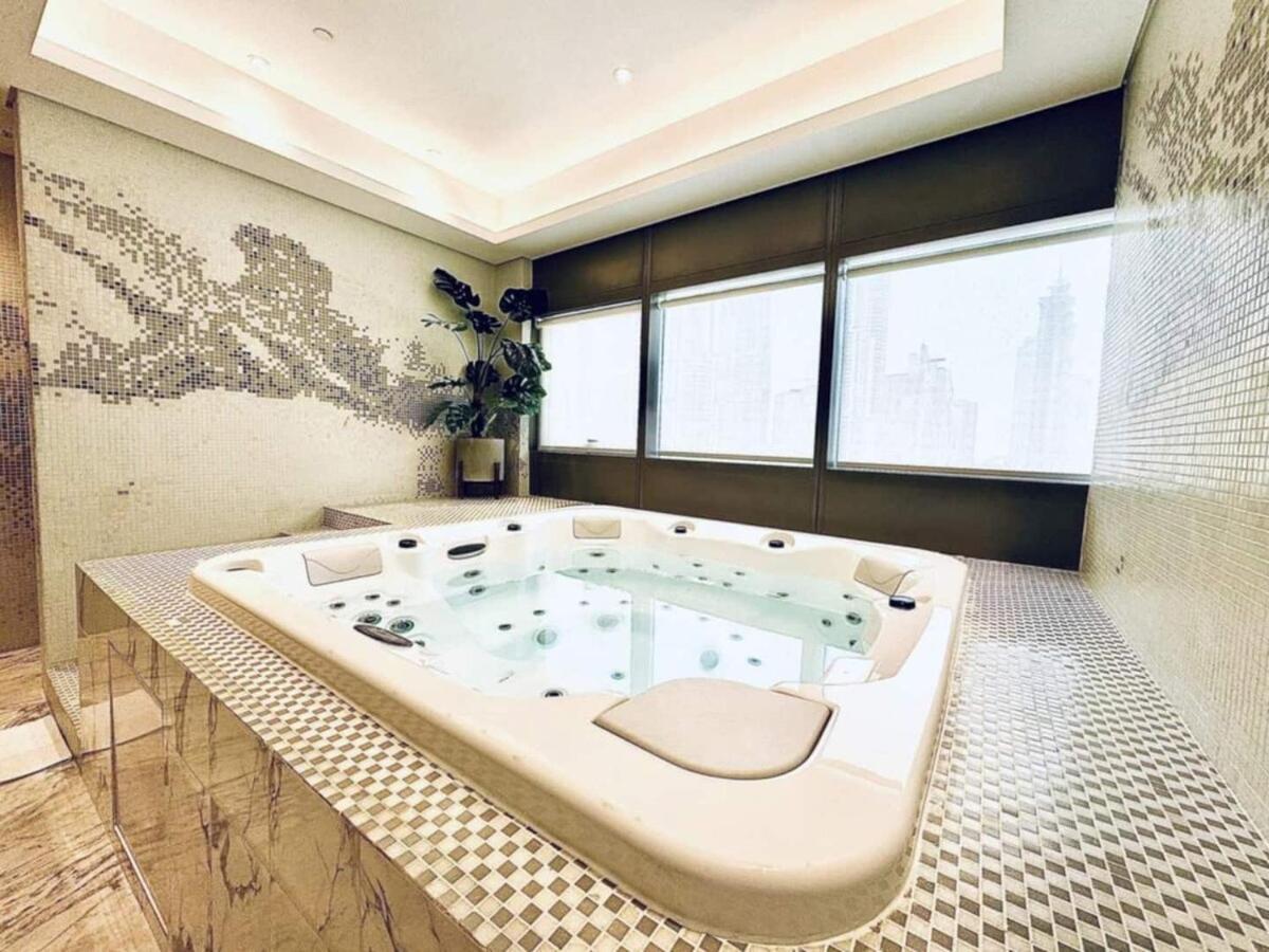 Appartement Sky-high Infinity Pool With Burj Khalifa Views *