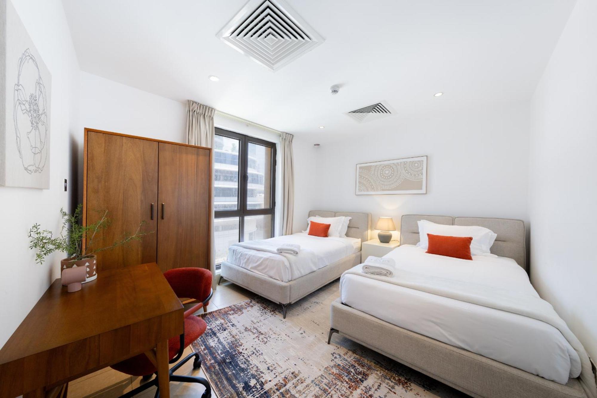 Eden's Homes & - Burj Khalifa Community *