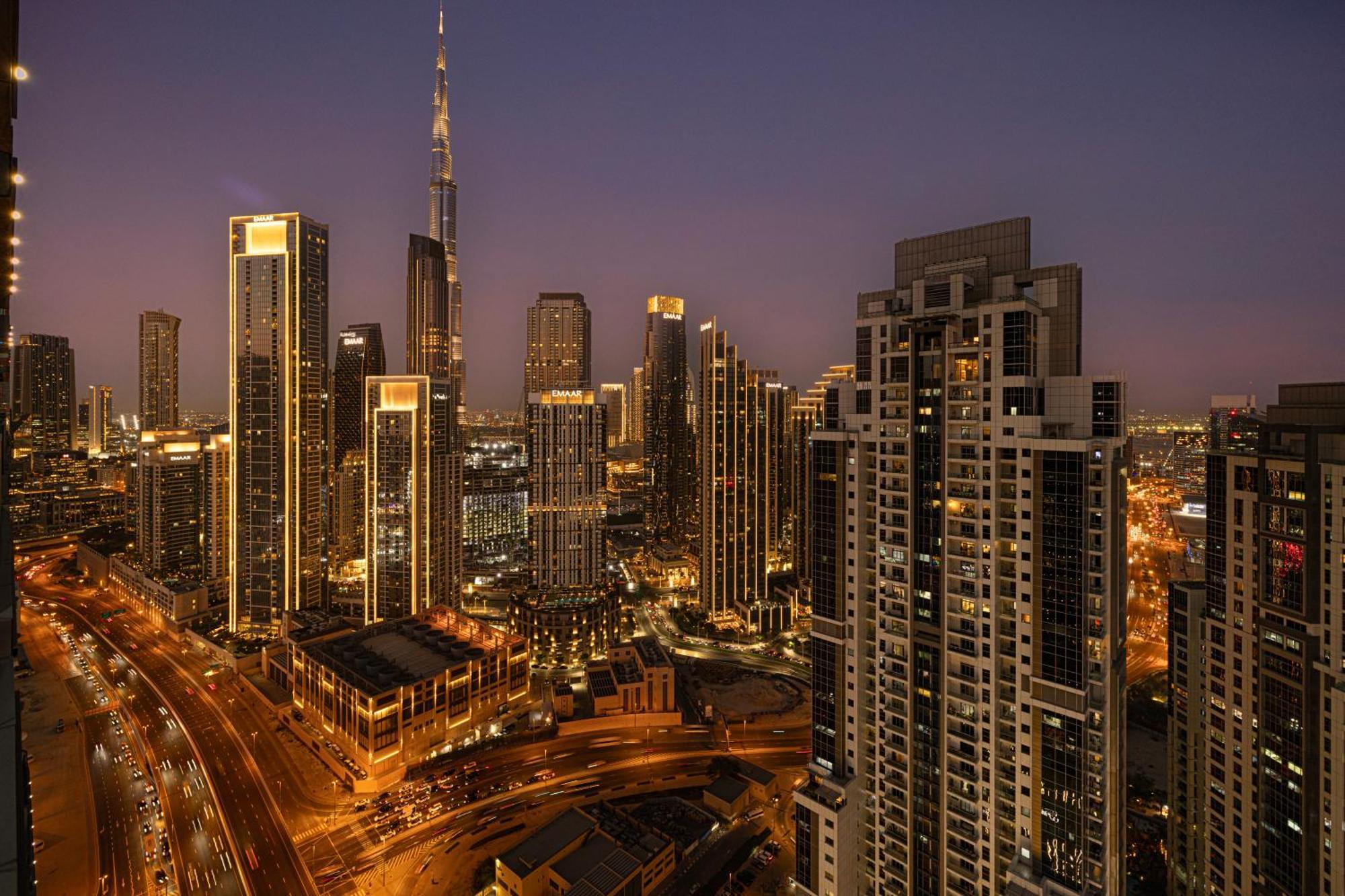 Luxe 2br With Burj Khalifa View & Infinity Pool *