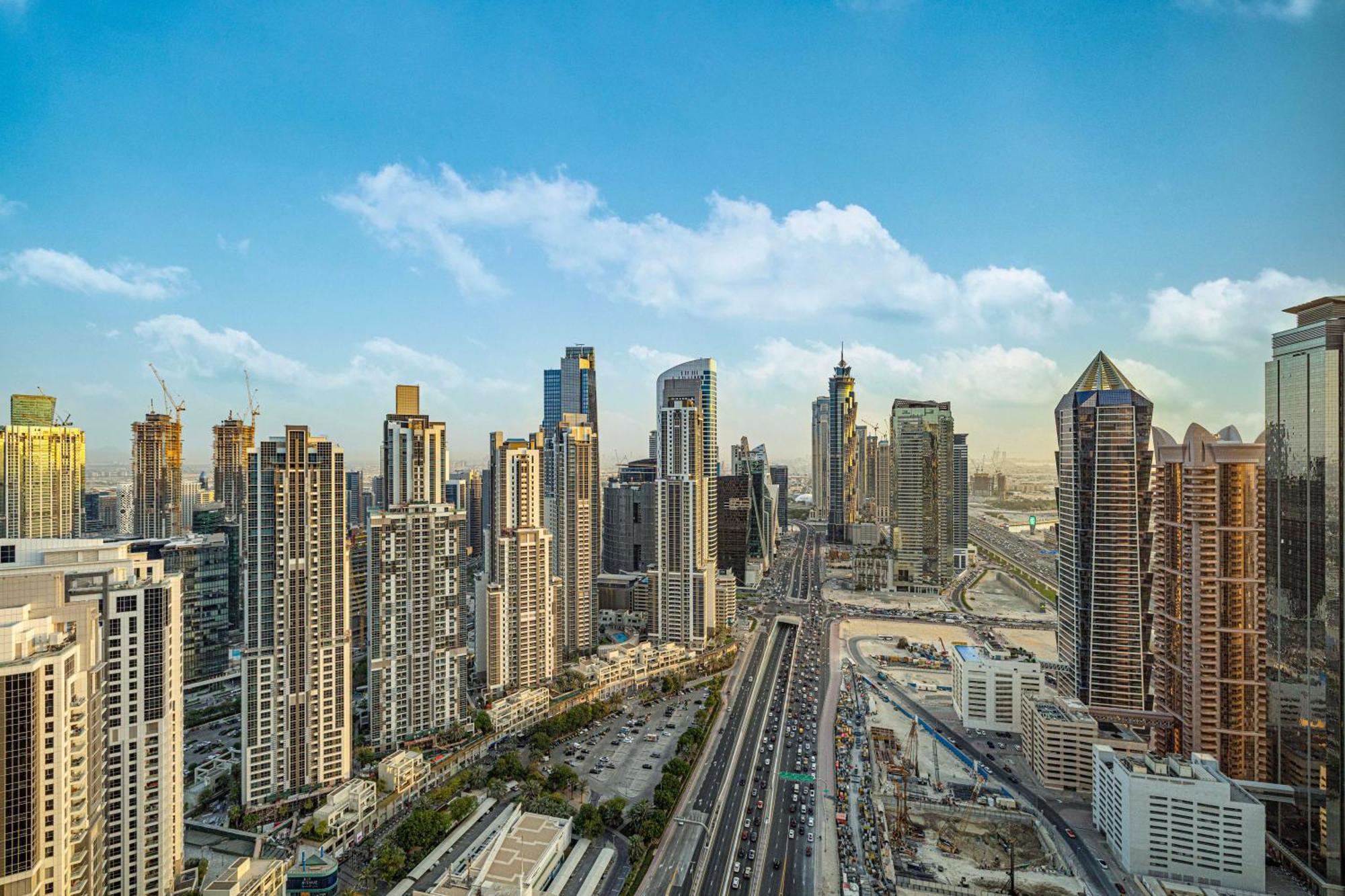 Luxe 2br With Burj Khalifa View & Infinity Pool *