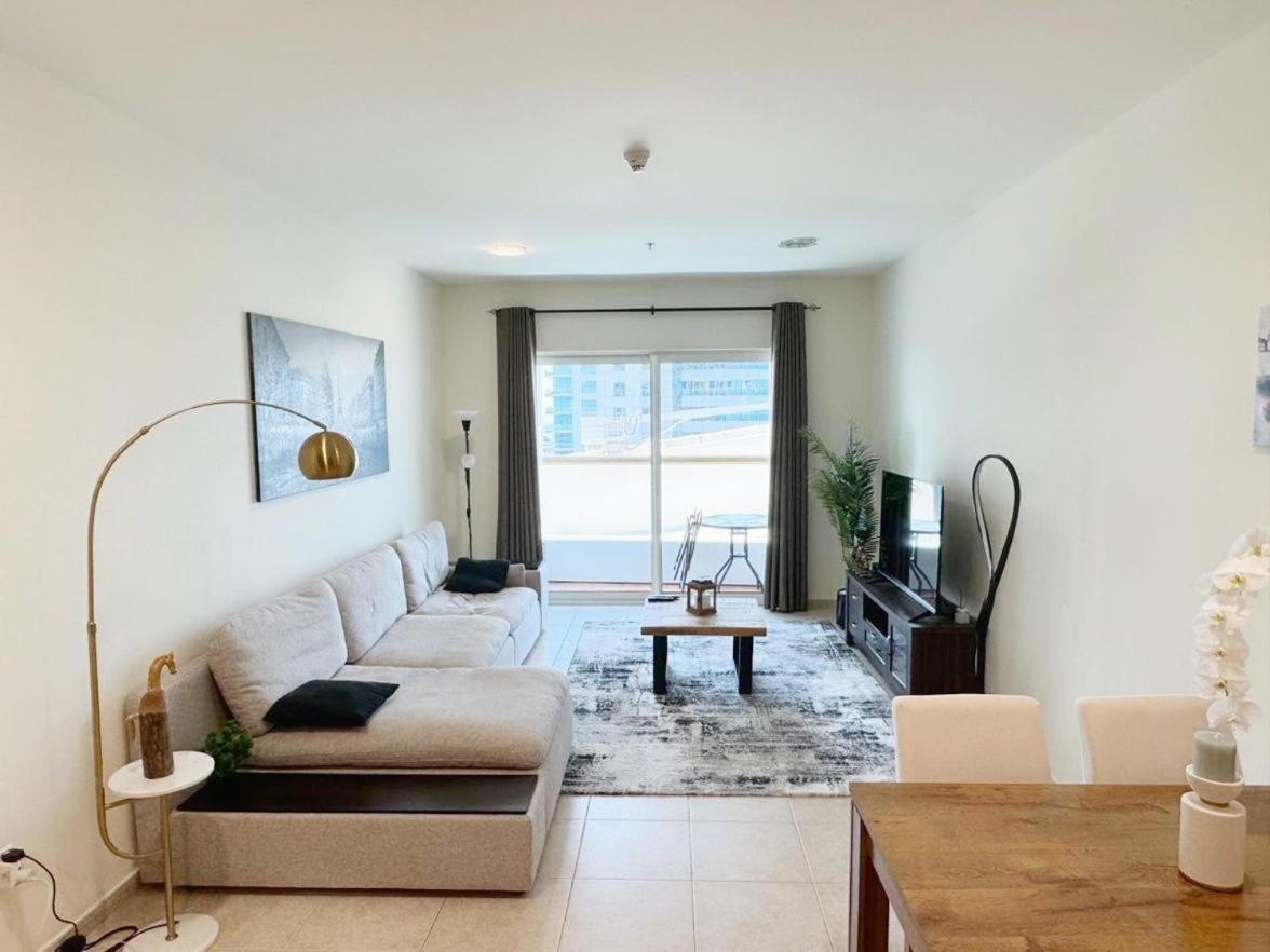 Apartamento Stunning 1 Bedroom In Marina Dubái