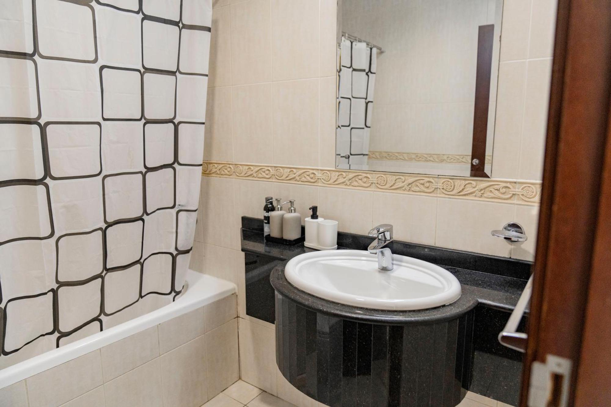 Apartamento Stunning 1 Bedroom In Marina Dubái