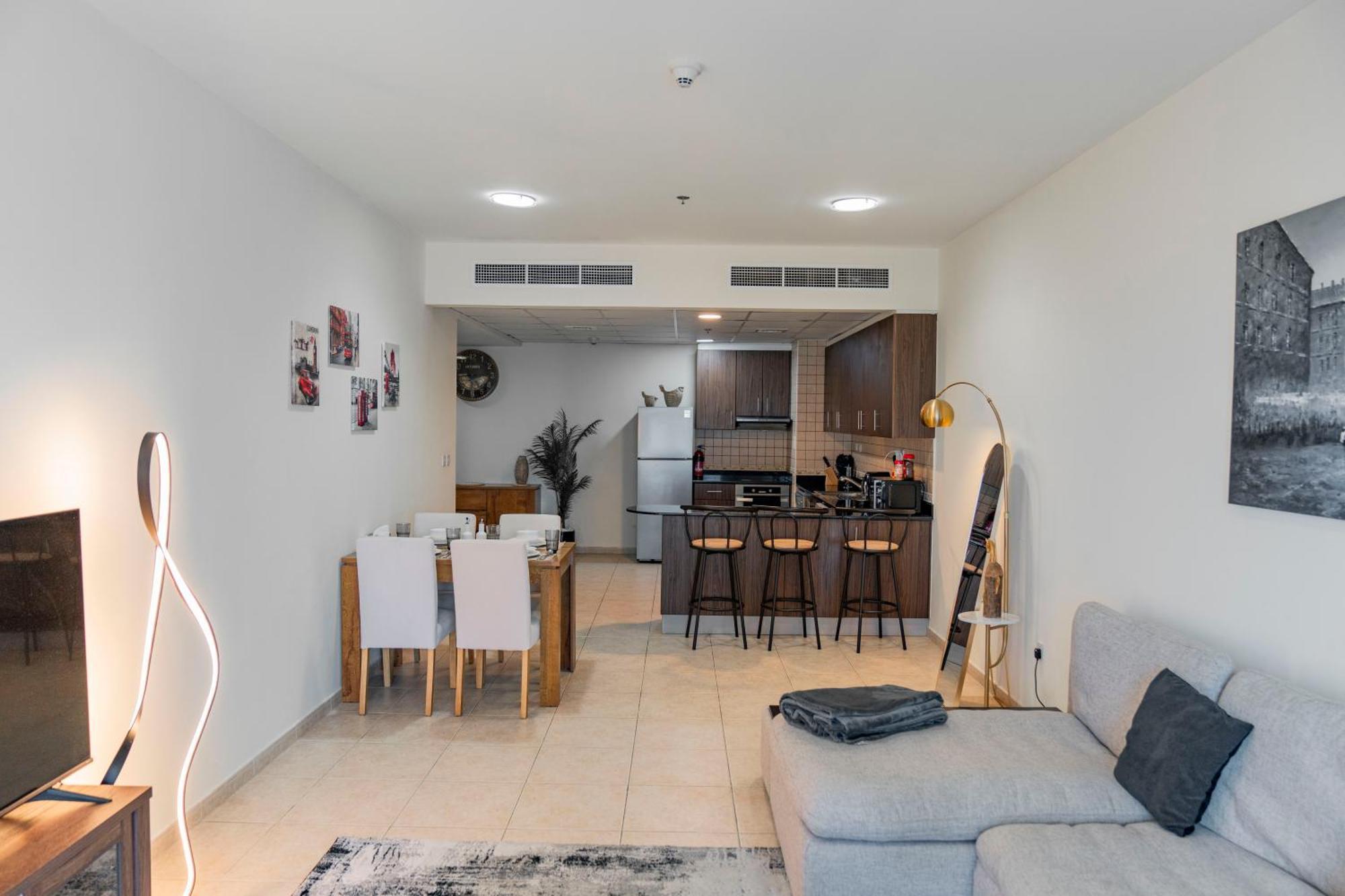 Stunning 1 Bedroom In Marina * Dubái