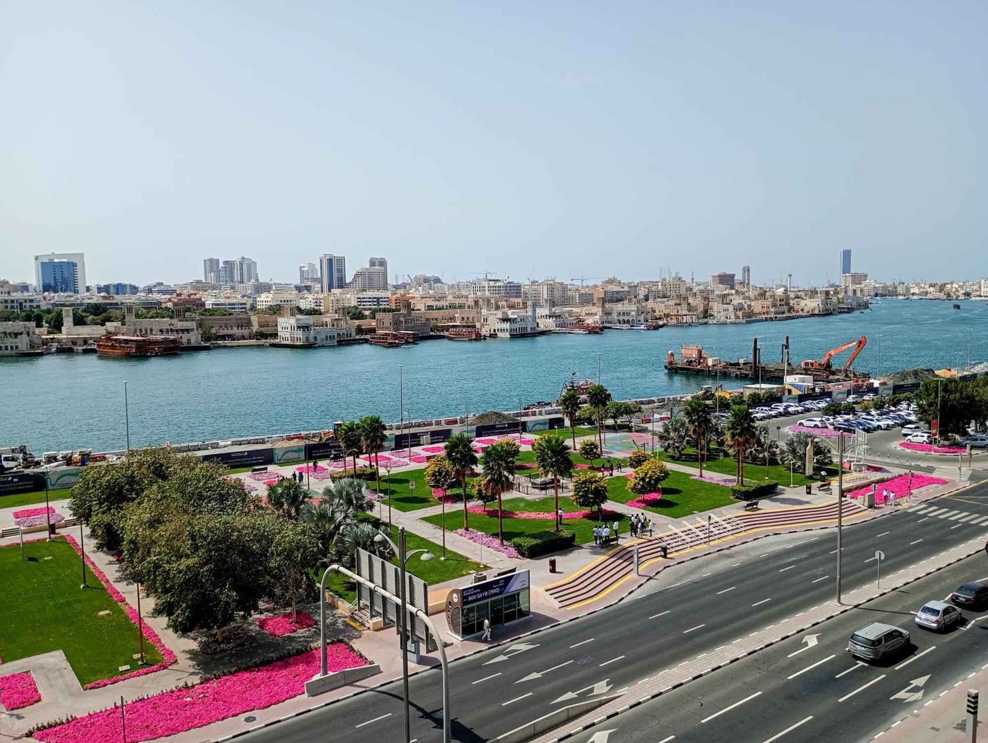 Wow Amazing Burjkhalifa,sunset,sea,ship,park View,2bhk Furnished Apartment-airport,metro,mall,golf,bus,park Near - Flat 805