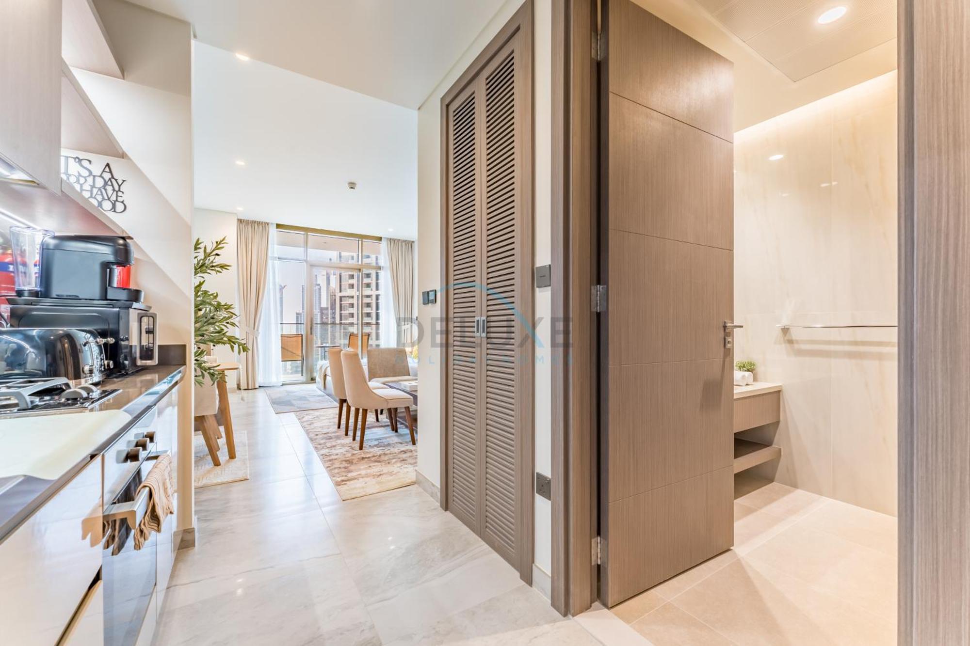 Appartement Luxury Steps From Canal And Minutes To Burj Khalifa, Peninsula Five Dubaï