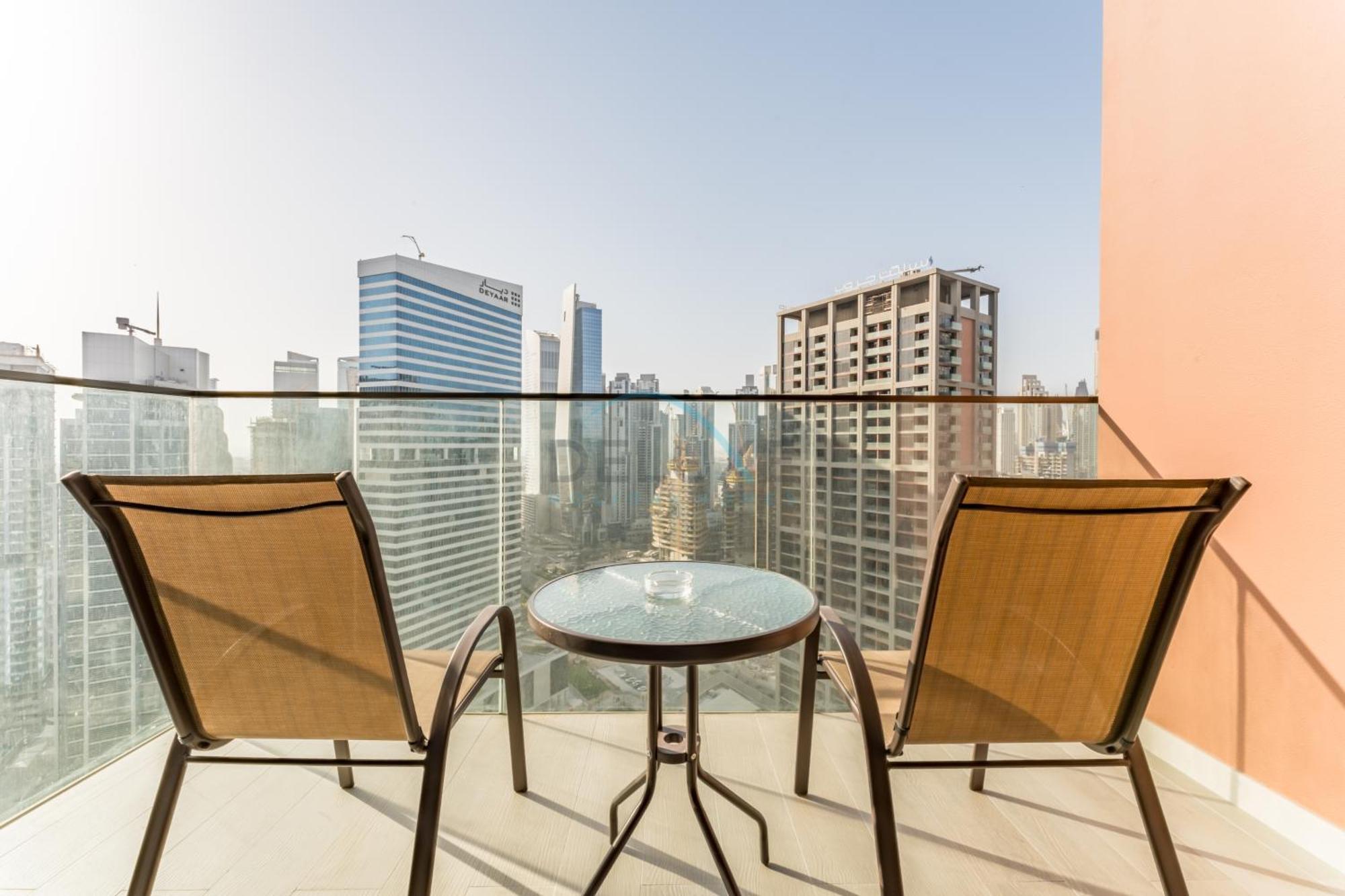 Luxury Steps From Canal And Minutes To Burj Khalifa, Peninsula Five Dubaï