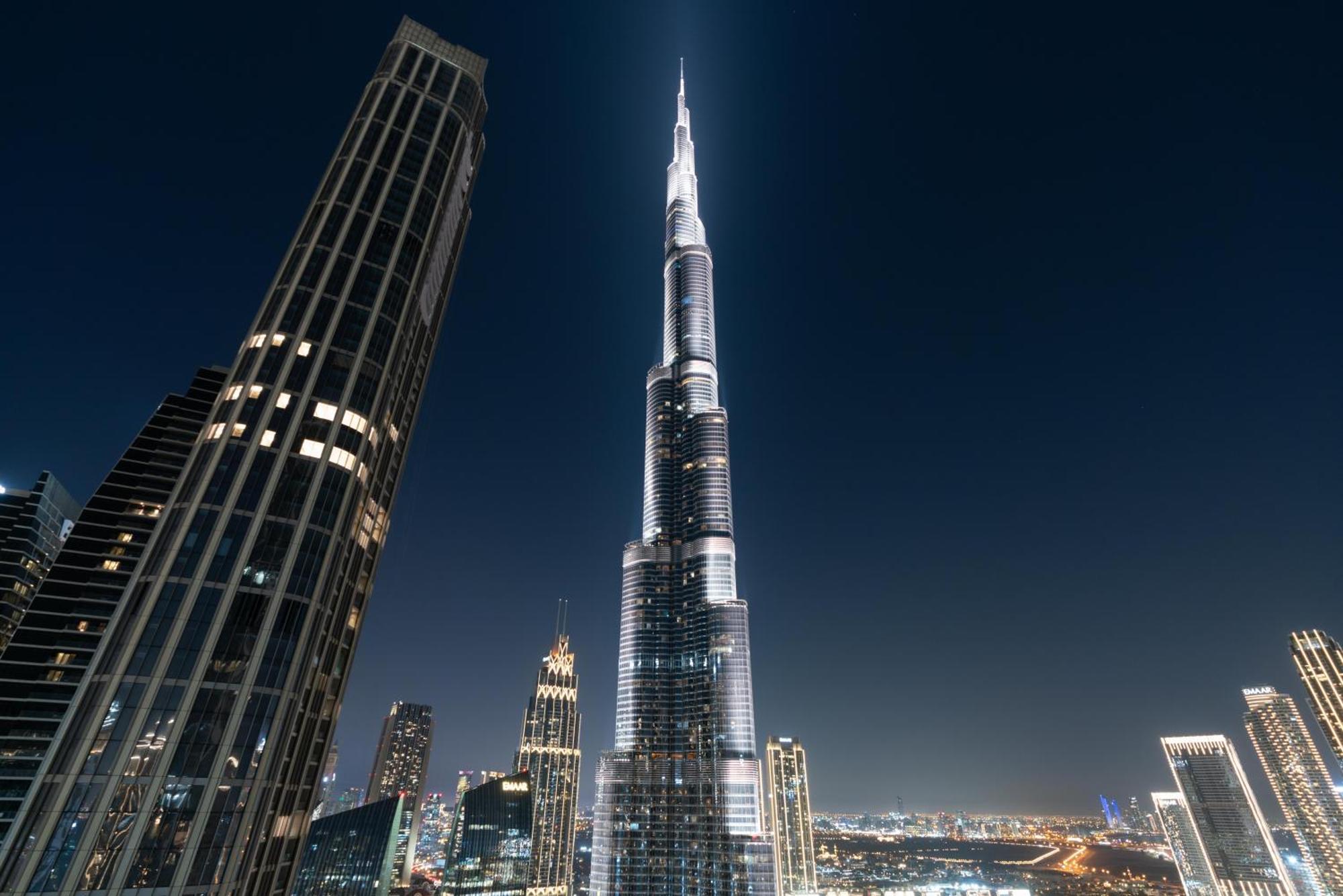 Grande 12 Opera District - Mesmerizing Full Burj & Fountain View Luxury Opera Unit * Dubai