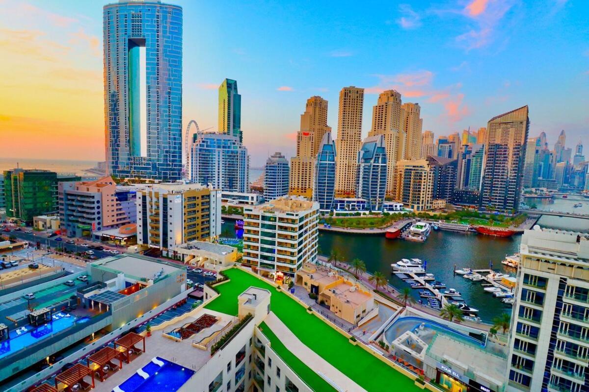 Waterfront 2br Haven - Marina & Sea Views! Apartment Dubai