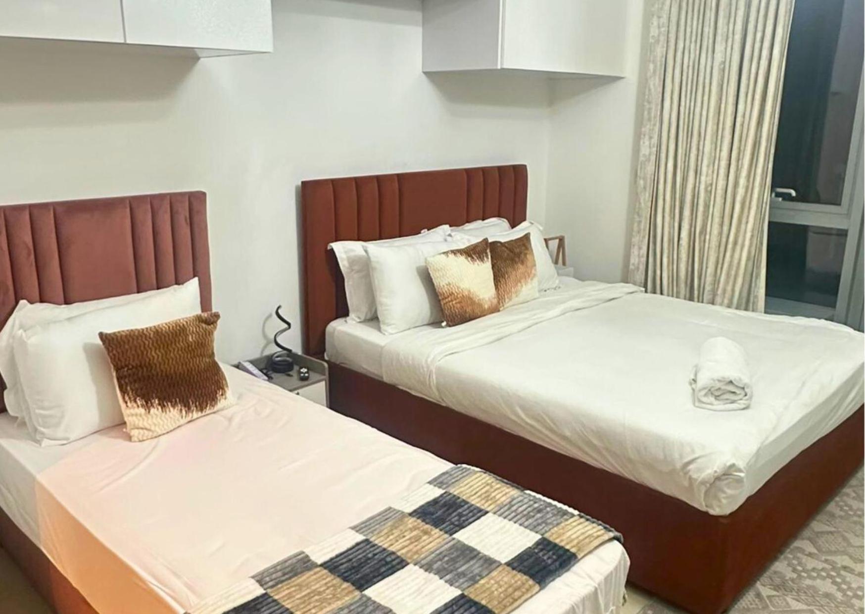 Modern With Twin Beds Downtown Apartamento