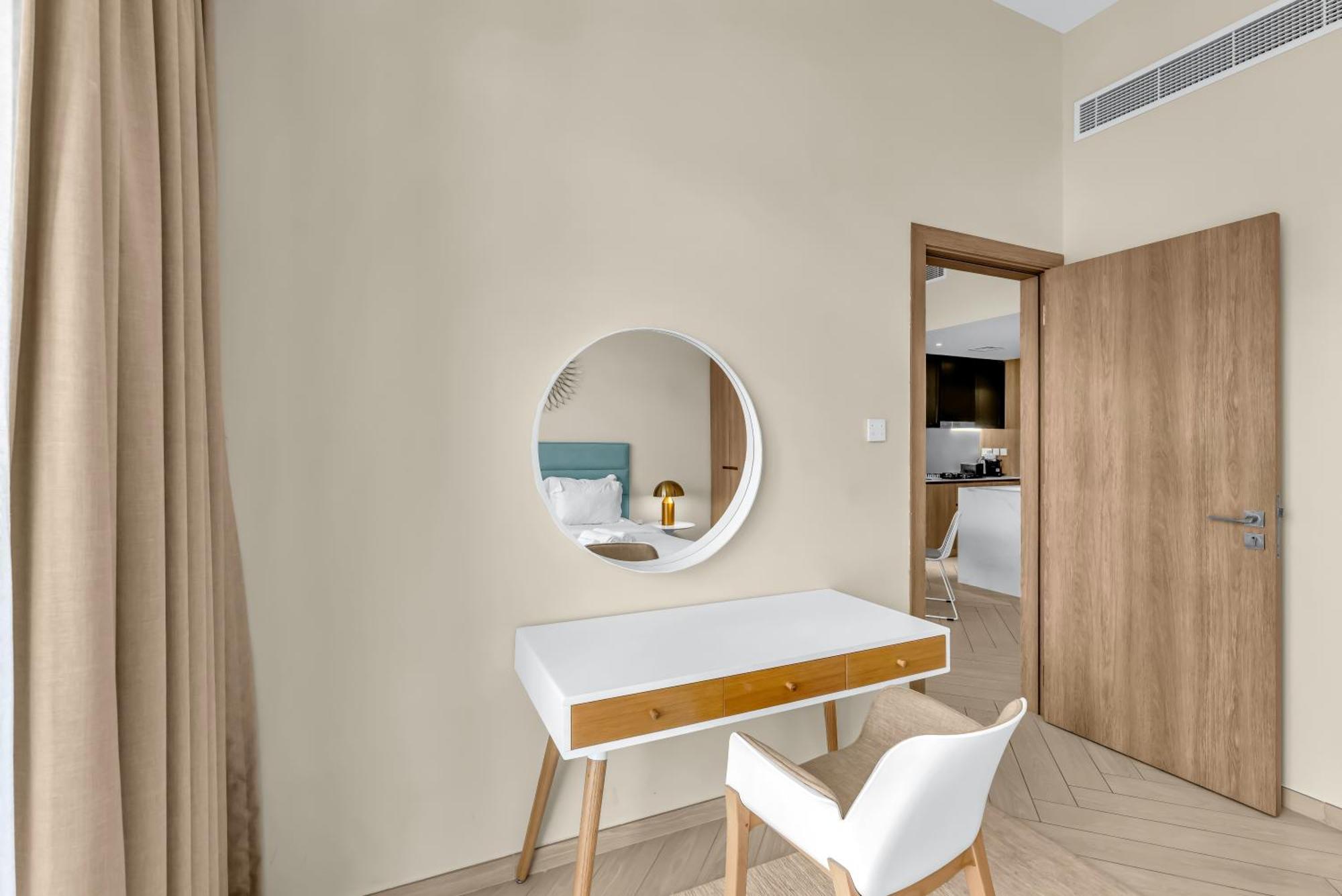 Apartamento Waves - Comfortable Jvc With Balcony And Maids