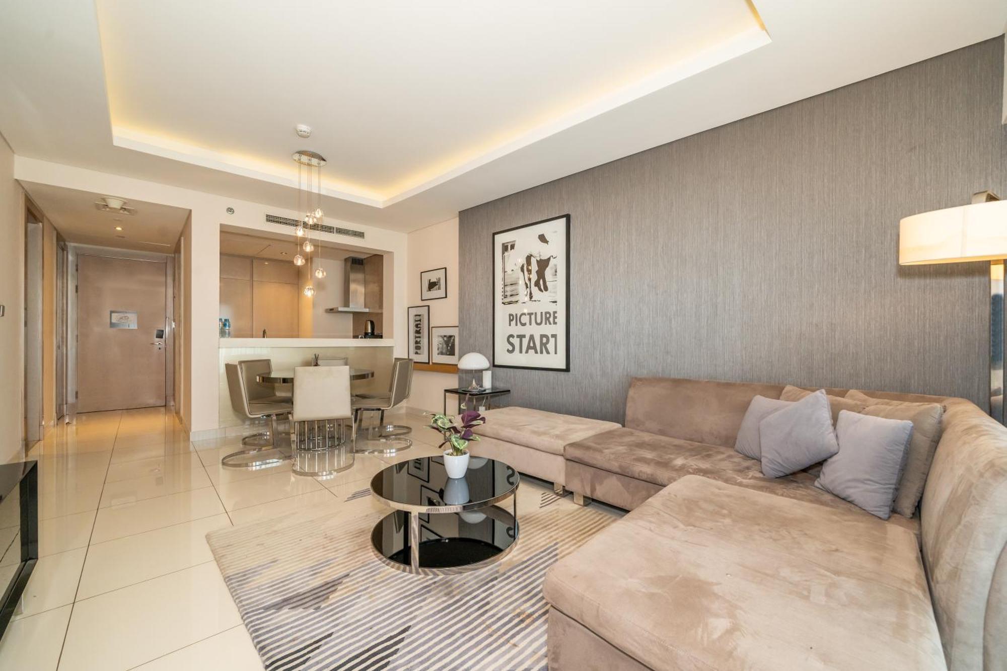 Luxurious 1br W & Pool, Sauna & Gym Near Burjkhalifa * Dubai