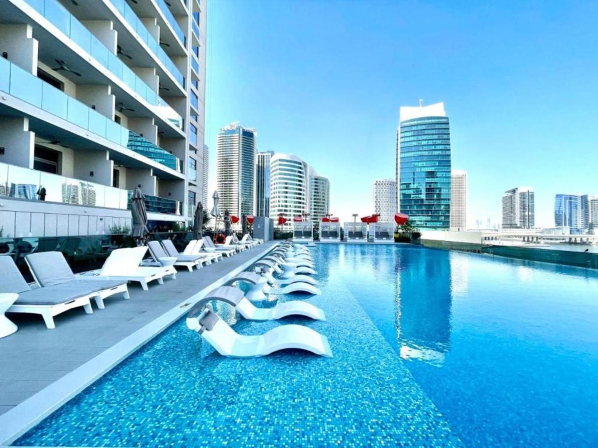 Canal View Downtown - Near Mall & Burj Khalifa - Mag 318 Apartment *
