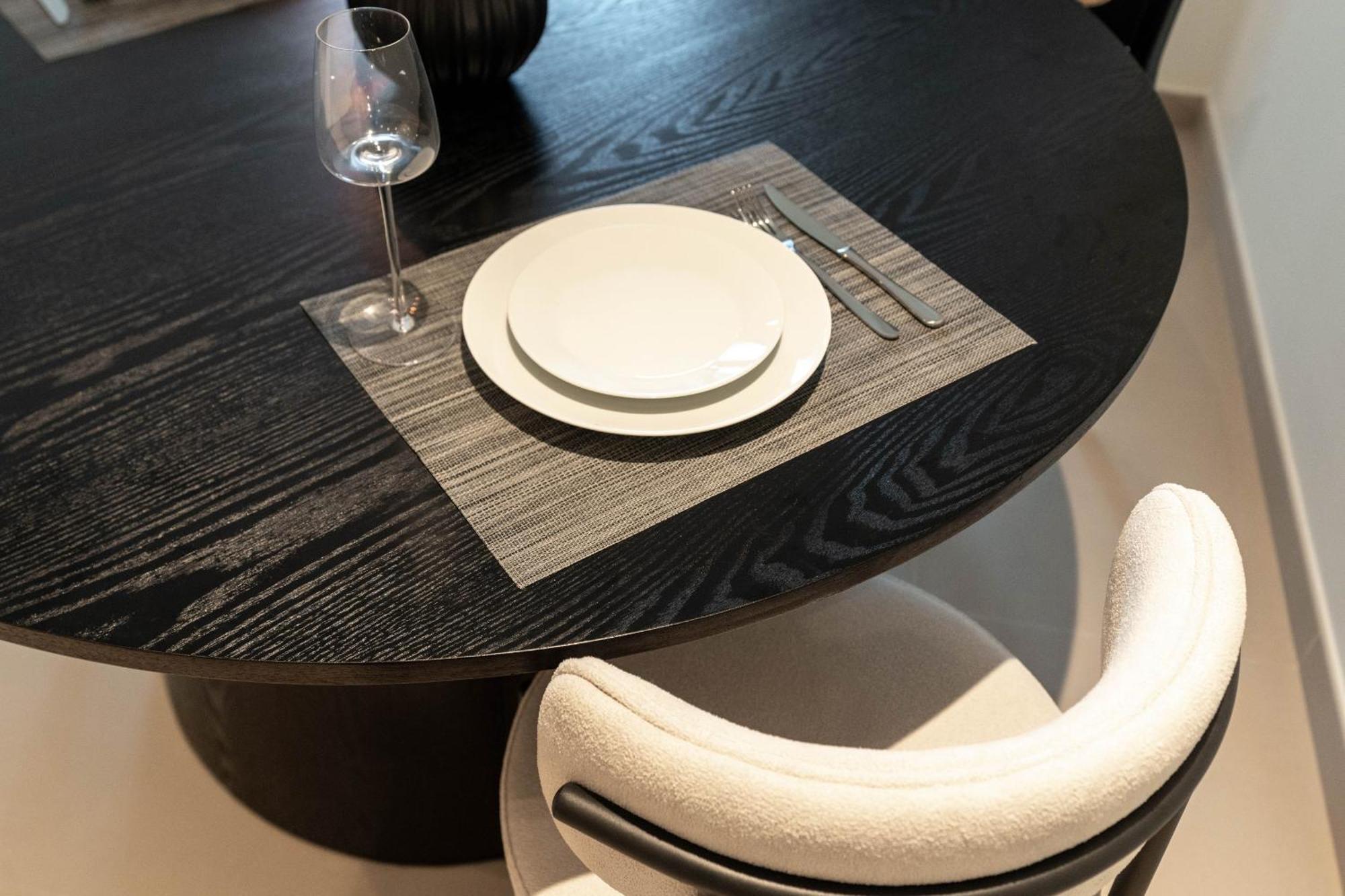 Boulevard - Brand New Stylish 1 Bed Next To Burj Khalifa Apartamento *