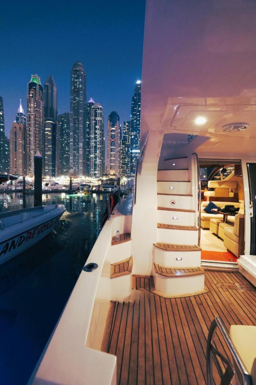 Riviera Leisure Yachts *