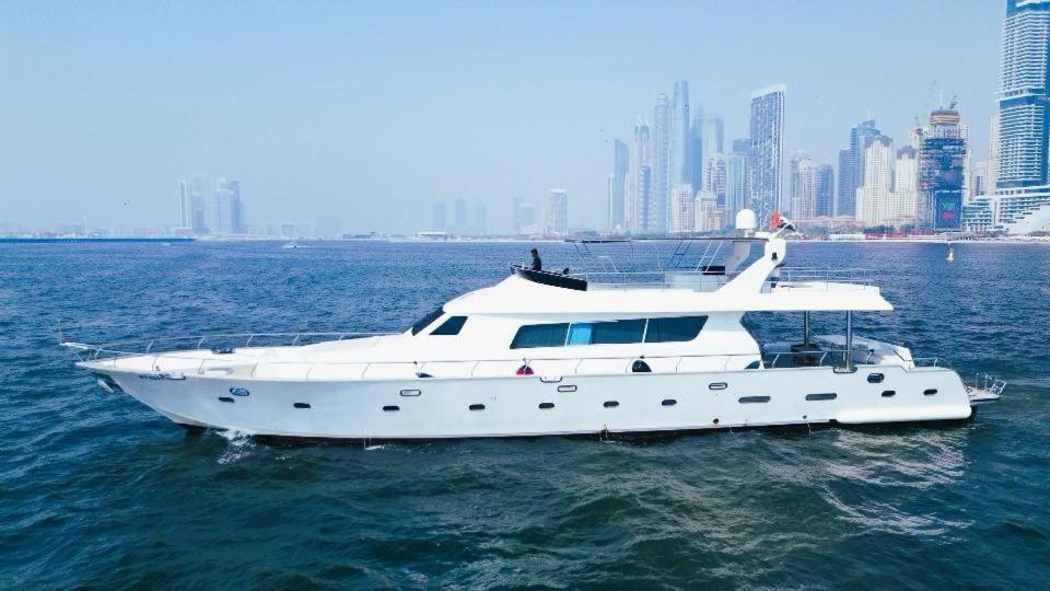 Hotel en barco Riviera Leisure Yachts Dubái