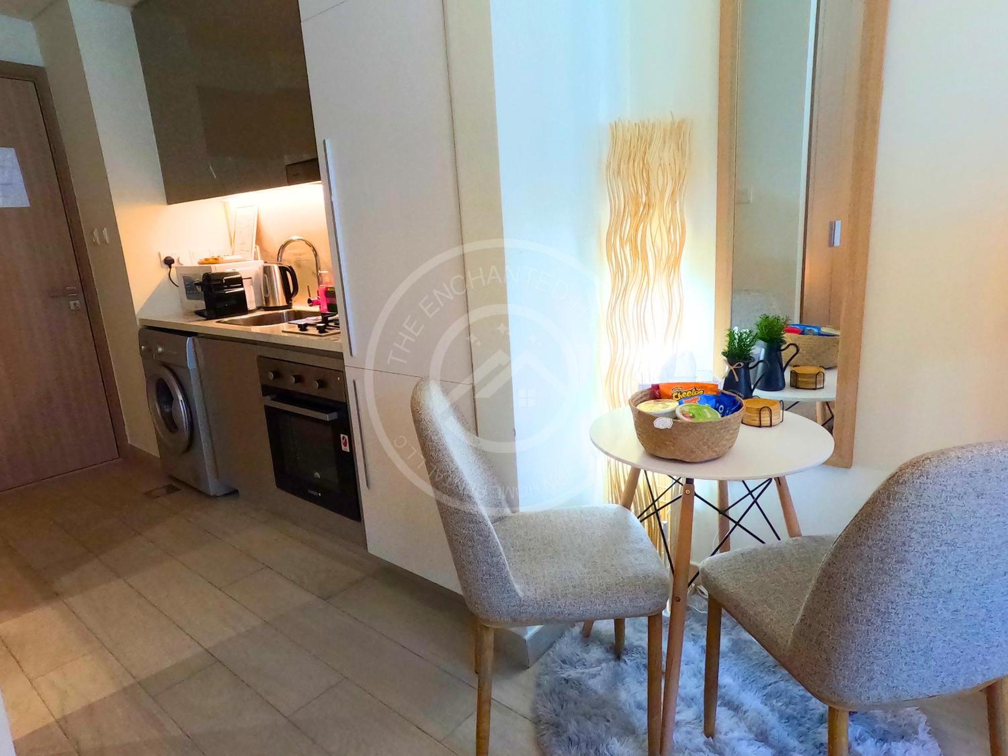 Luxury In Meydan, Furnished With Wifi, Terrace, Gym, Pool & Free Parking Dubái