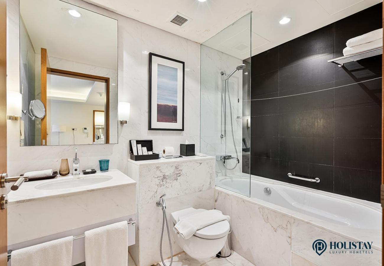 Holistay Luxury Homes - Burj Khalifa View - Direct Access Mall Apartament Dubai