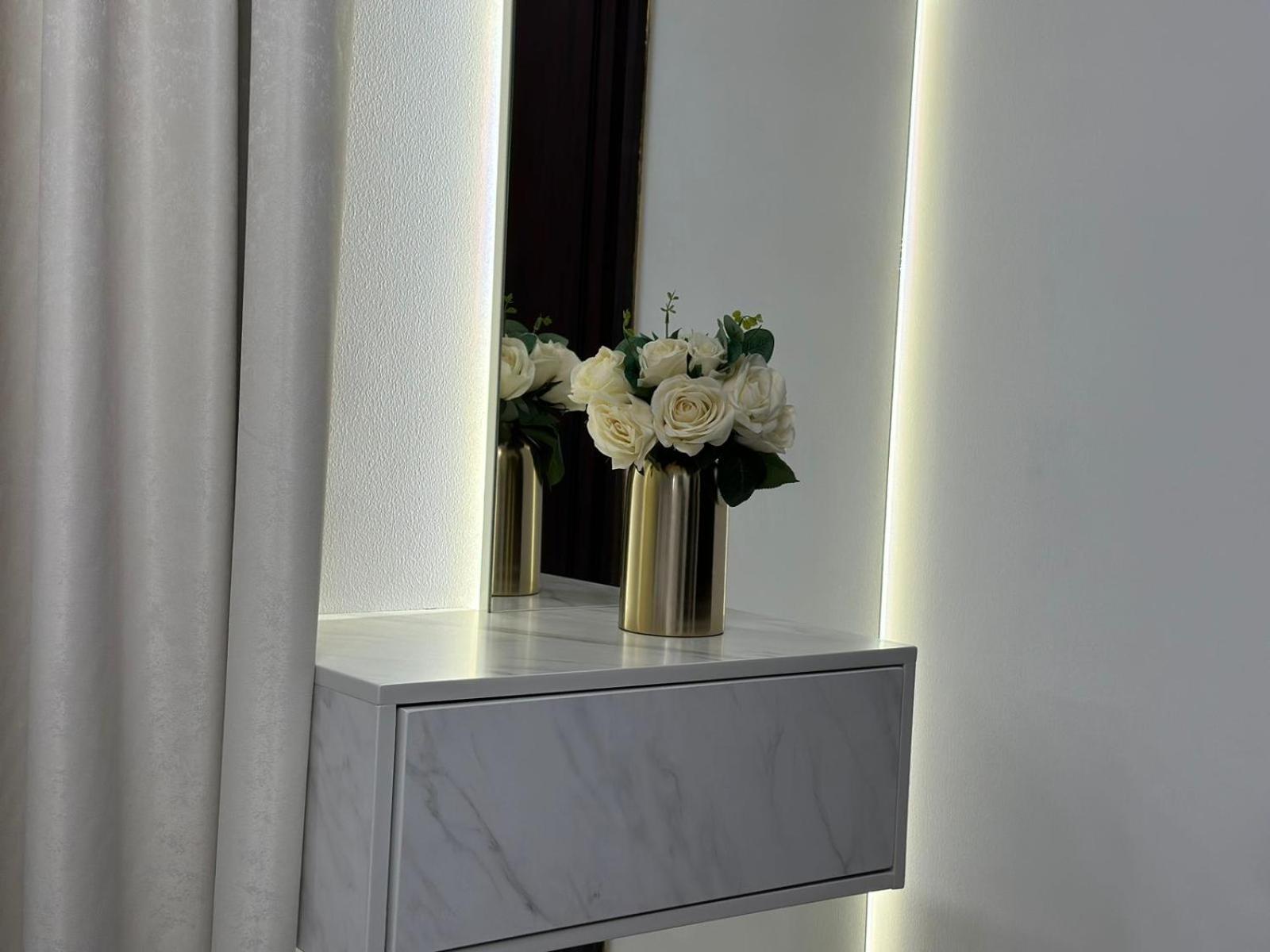 Durrani Homes Zafran Luxe Iconic Burj View Dubaï