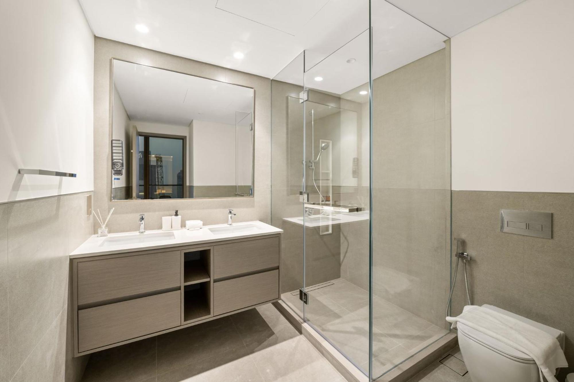 Grande Signature By Emaar - New Luxury 2br W Panoramic Burj Khalifa & Fountain Show Views Dubai