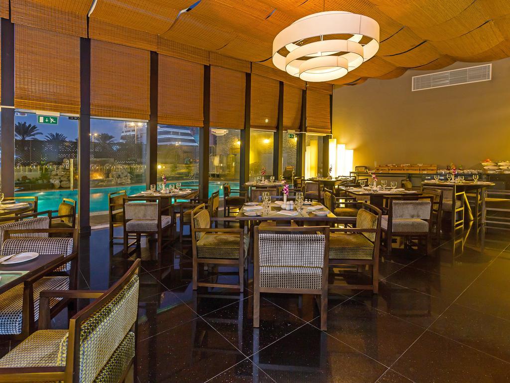 Flora Park Deluxe Lejlighedshotel 4*