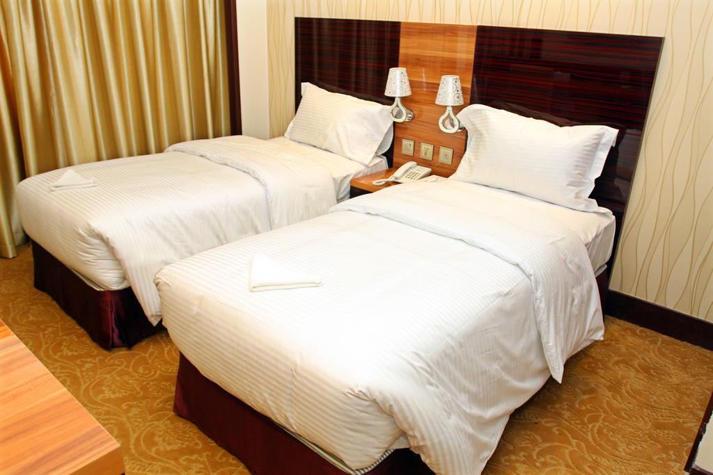 L.l.c Hotel Dubai