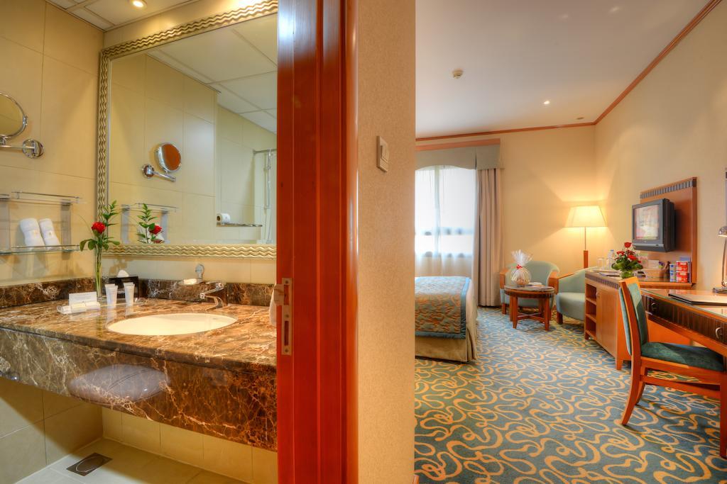 Al- Barsha Hotell 4*