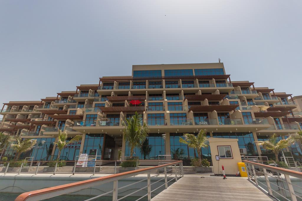 Yanjoon Homes - Palm Views Dubai