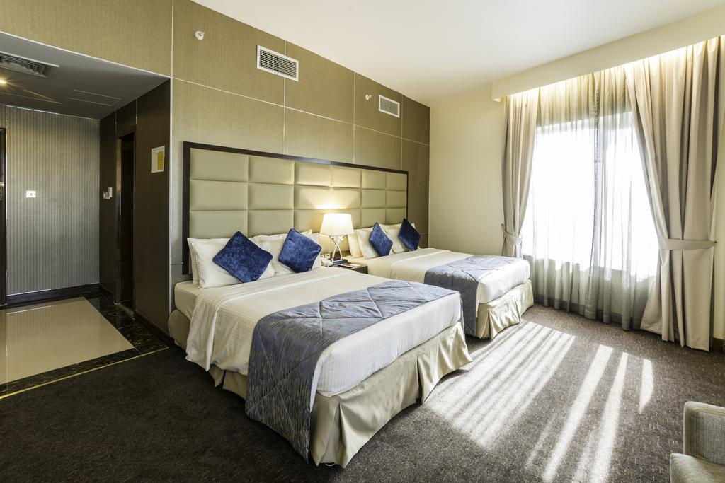Hotell Howard Johnson Bur 3*