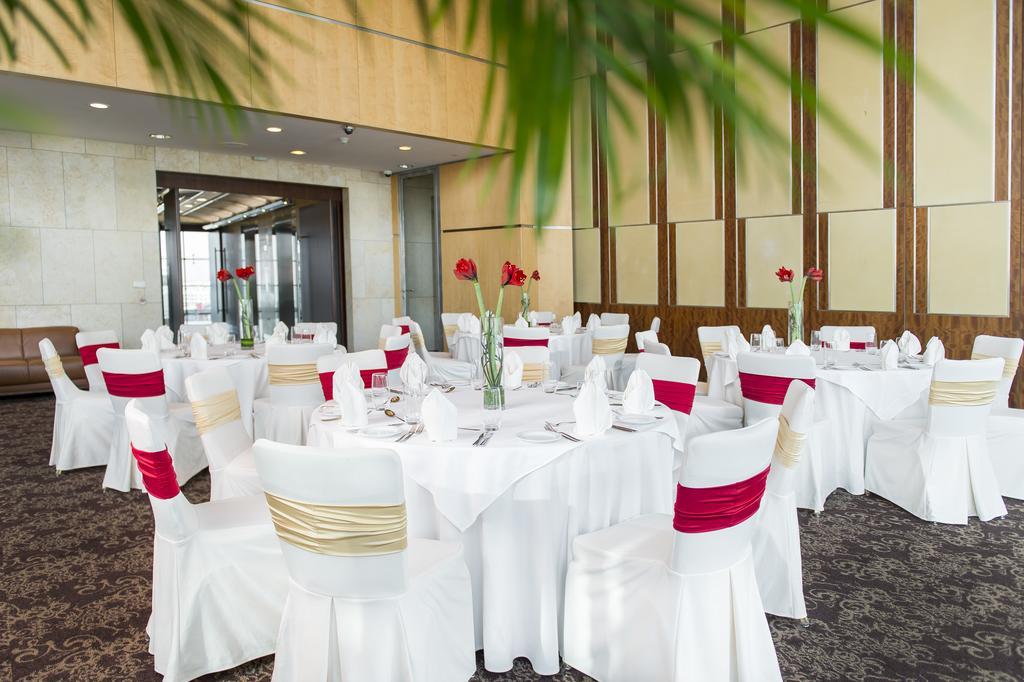 Aparthotel Burjuman Arjaan By Rotana -