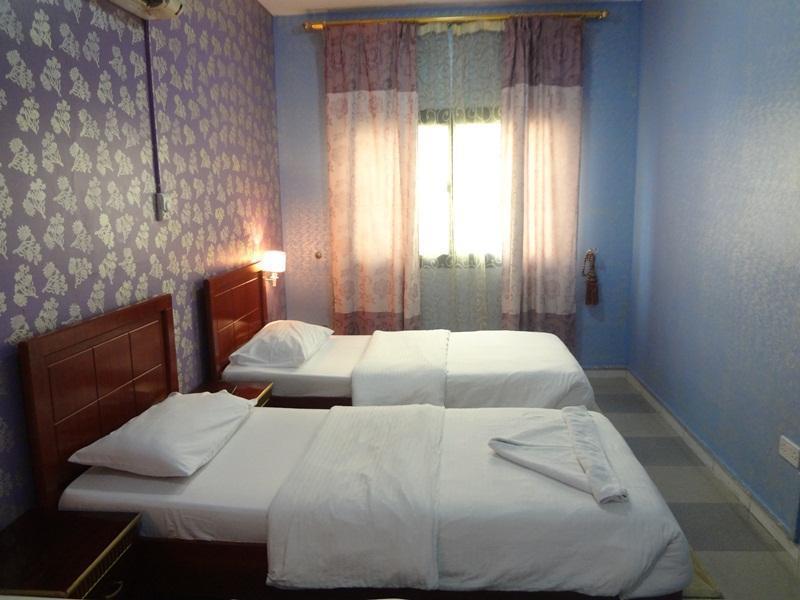 Hotel Shalimar Park *