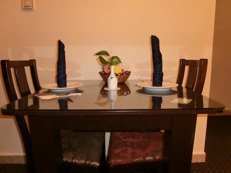 Al Muraqabat Plaza Apartahotel