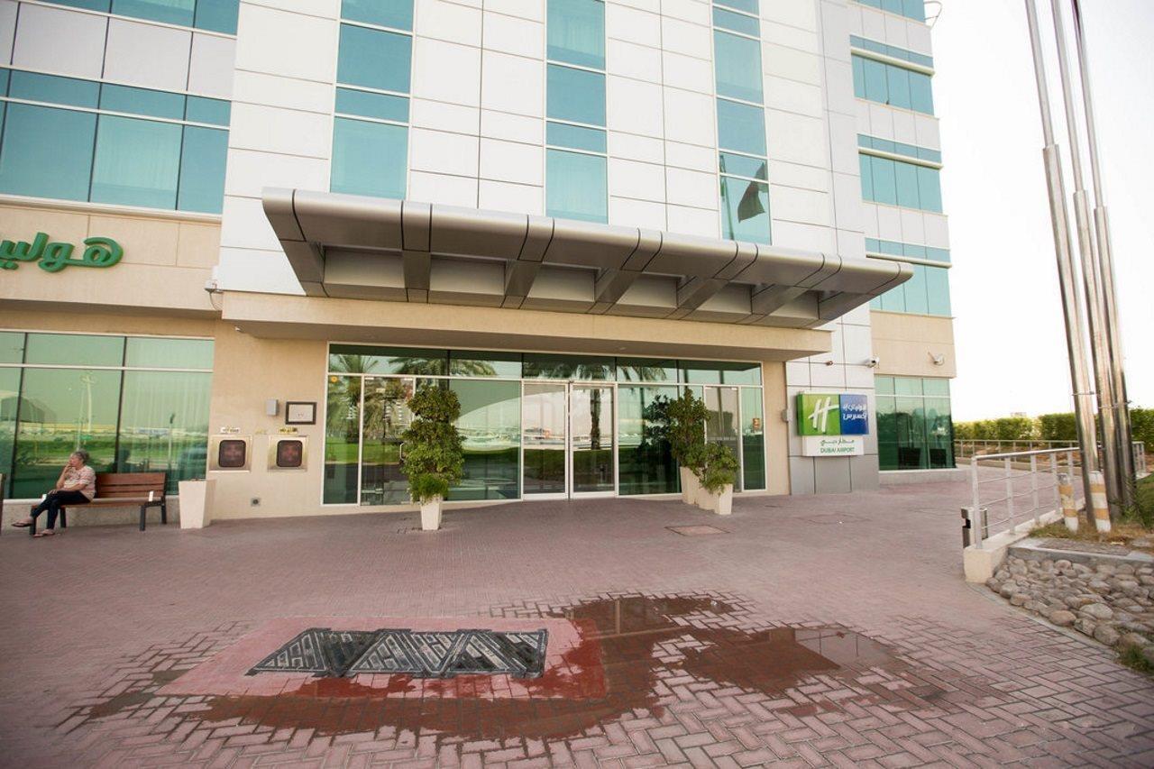 Express Airport By Ihg Hotel Dubái