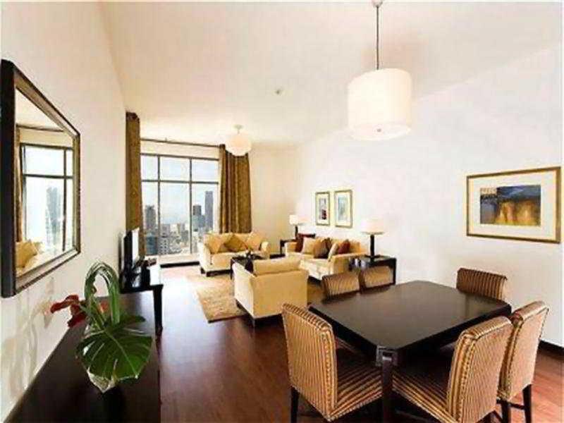 Hotel Lakes Serviced 5*