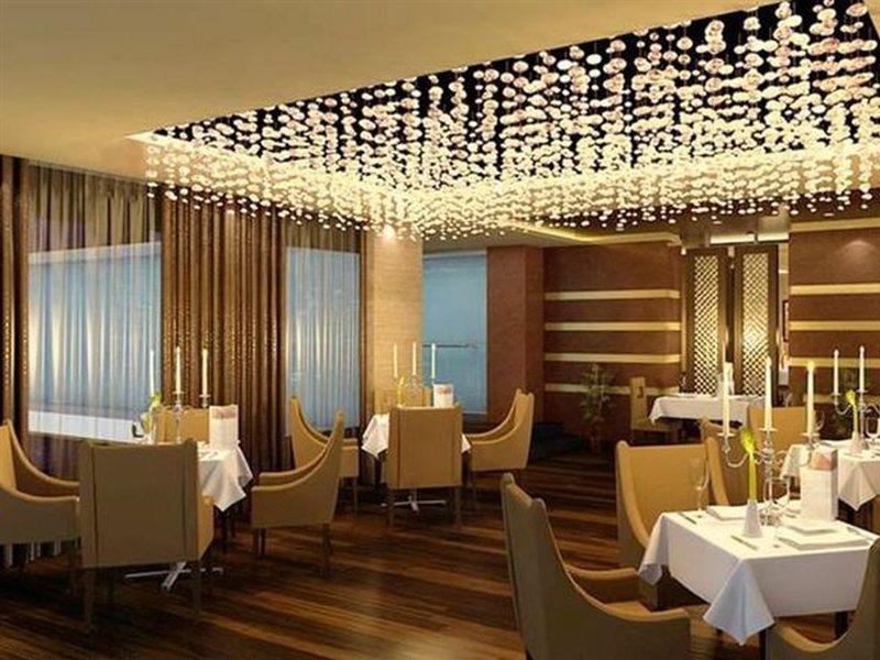 Hotel Carlton Downtown 4*