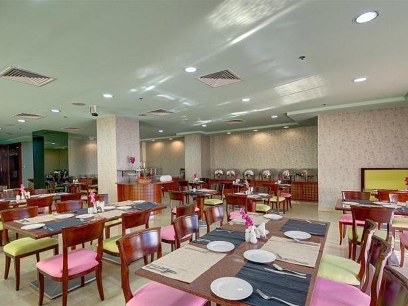 Apartahotel Al Manar Grand Dubái