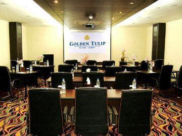 Hotel Golden Tulip Suites Dubai