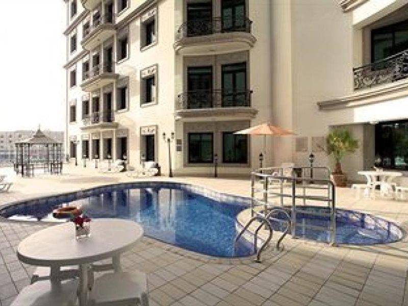 Al Waleed Palace Bur Apartahotel 3*