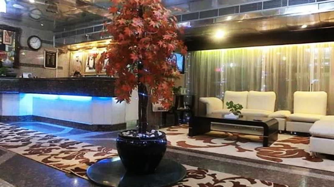 Al Muraqabat Plaza 3* Dubái