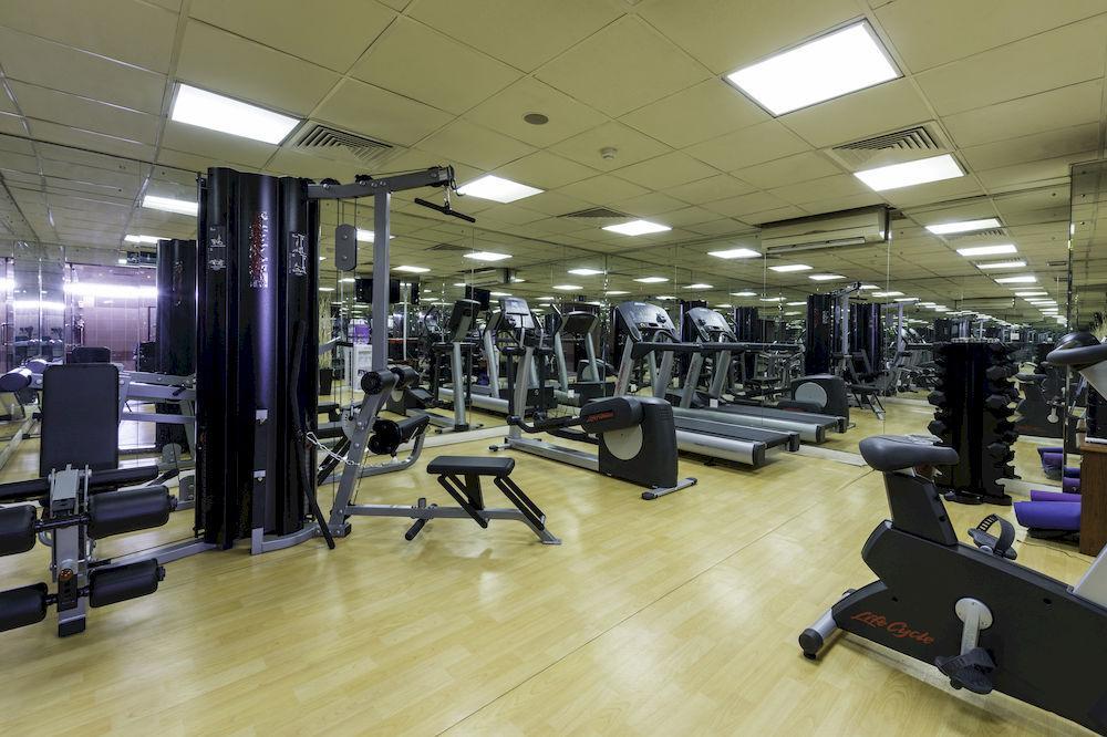 Howard Johnson Bur 3*
