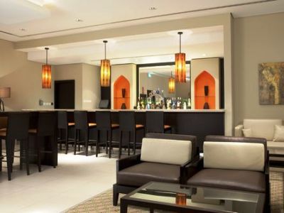 Hotel Express Jumeirah, An Ihg 2*