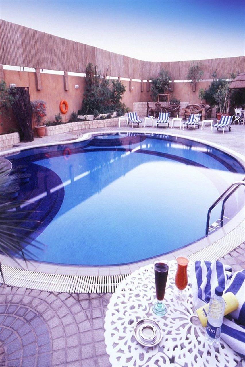 Majestic Premier Burdubai Dubái