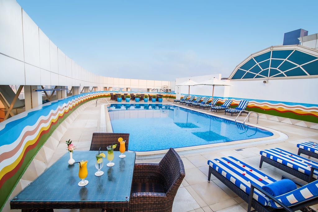 Hotell Grand Excelsior - Bur 4*