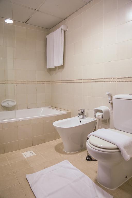 Al Muraqabat Plaza Apartahotel Dubái