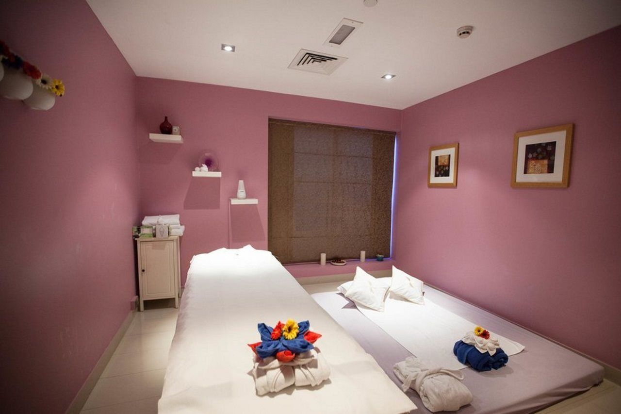 Four Points By Sheraton Bur Hotel Dubai